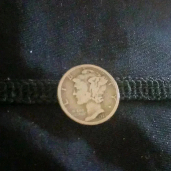 1926 D Mercury Dime.. 100 percent authentic! - Picture 1 of 4